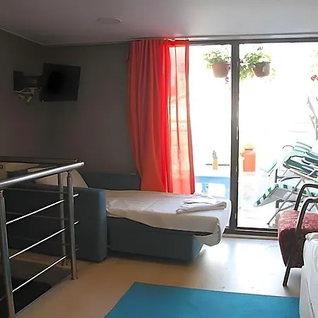 Taksim Alya Szálloda 3*